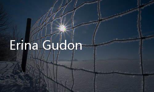 Erina Gudono Tersipu Malu Saat Diberi Lambang Hati Dari Kaesang di Kopdarnas PSI